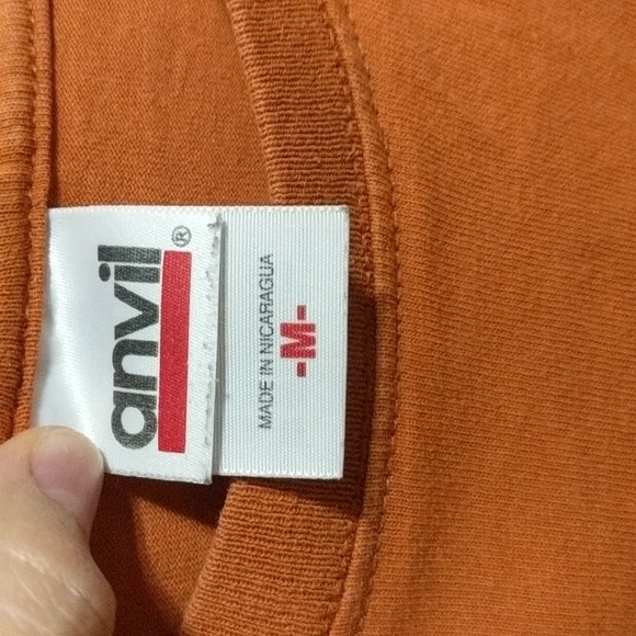 University of Texas at Austin tee shirt - Picture 2 of 3